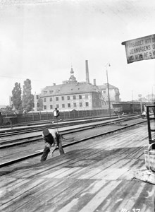 Utsikt från Centralstationen mot nordväst. Husen revs 1904. Dåv. kv. Braxen, senare Centralbangården och nuv. kv. Blekholmen