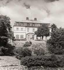 Slottet på Waldemarsudde från söder, 1948