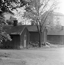 Ringvägen 67 och Skånegatan 14. Uthus. Nödbostäder uppförda 1917 inför rivning