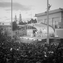 Gröna Lunds Tivoli. Uppträdande på stora scenen