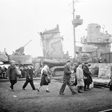 Baltiska flyktingar vid krigsfartyg 1944
