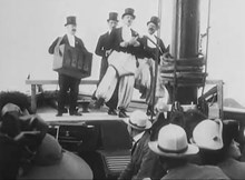 Scouter leker indianer och vita - Barnens dag 1910