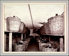 Interiör från Barnängens Tekniska Fabriker, Eau de colognekällaren