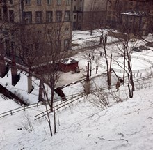 Observatorielunden, parkleken och Handelshögskolan sedda från kullen
