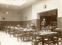 Tredjeklassmatsal i restaurang Pilen