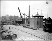 Skeppsbron, Skeppsbrokajens södra ände vid Slussen