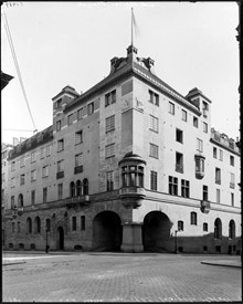 Ingången till Grand Hôtel Royal från Stallgatan 3