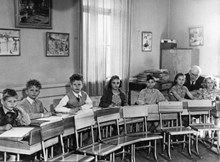 Skolbarn under lektion i Manillaskolan