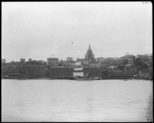 Stadsgården och Stadsgårdshamnen från Skeppsholmen