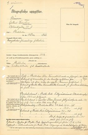 Gertrud Månsson, Biografiska uppgifter