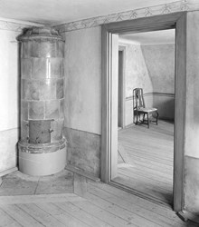 Kakelugn i Bellmansrummen, Urvädersgränd 3