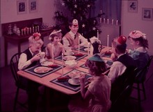 Reklamfoto för stearinljus i juletid. Barnkalas. 