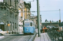 Strömgatan med spårvagn på linje 2
