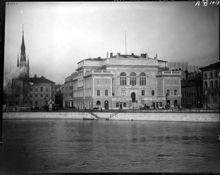 Konstakademien, Fredsgatan 12.  Norrström i förgrunden. Klara kyrka till vänster