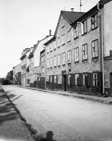 Fjällgatan 34-36. Fasaden mot gatan