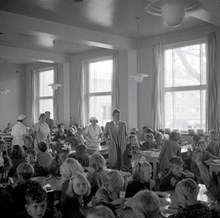Skolbespisningen i Gubbängens folkskola.