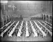 Middag i Blå hallen, Stadshuset, Hantverkargatan 1. Utdelning av Sankt Eiksmedaljen