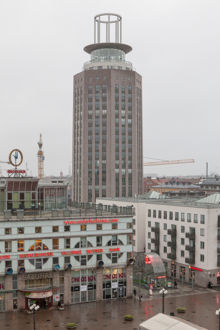 Haglunds Pinne och Söderhallarna från Medborgarhusets tak.