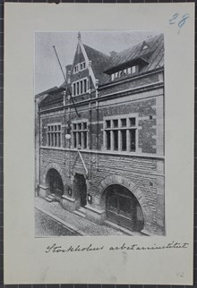 Stockholms Arbetareinstitut sett från Klara Norra Kyrkogata