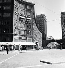 Tunnelbanenedgång stn Hötorget