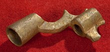 Medeltida ljusstake i mässing