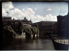 Riksdagshuset, Stallbron och Slottet. Längst t. h. Rannsakningsfängelset vid Myntgatan 6.