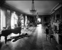 Interiör från Aurora Amalia Reinholds (född 1856) hem i villa Ekudden på Djurgården där hon bodde 1914 till 1920.