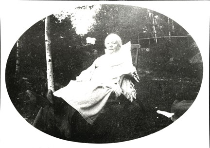 Svartvitt fotografi på Frälsningsarméns grundare i Sverige, Hanna Ouchterlony