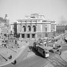 Gustav Adolfs Torg med Kungliga Operan
