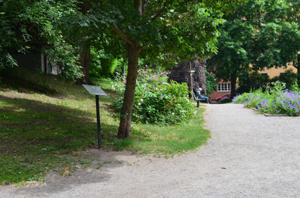 Agneta Pleijels litterära skylt i Helgalunden.