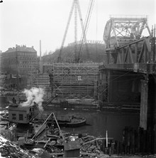 Danvikstull. Danviksbron byggs, en enkelarmad klaffbro