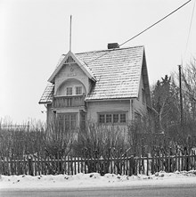 Exteriör av villa "Hoppet". Spånga gamla landsväg 1