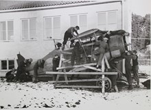 Pojkar ska bli flygmekaniker - Spånga Yrkesskolor ca 1945 
