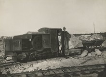 Frihamnen: Bensinlokomotiv