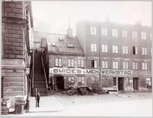 Stadsgården med en trappa  till Katarinavägen
