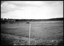 Från Tallkrogens centrum mot norr innan gatuarbeten påbörjades för Tallkrogens småstugeområde