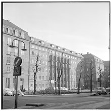 Ahlströmska skolan, f.d. Nya Elementarskolan för flickor, Kommendörsgatan 31 A, B