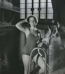 Forsgrénska badet: Vid bassängen