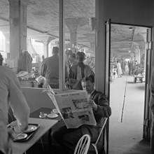 Kungsgatan 67. Café i Centralsaluhallen