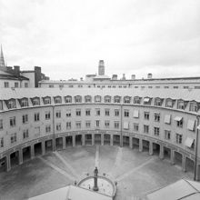 Kanslihusannexet, gårdsfasader