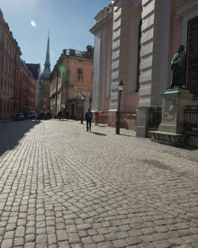 Storkyrkans medeltida högkor, markerat i dagens stenläggning