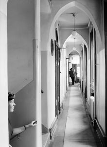Drottninggatan 43, Hotell de Suède. Vån 2 tr. Korridoren