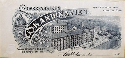 Svartvitt fakturahuvud med bild på fabrik och exteriör och text.