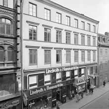 Drottninggatan 38. Här ligger numera Kulturhuset med Stadsteatern
