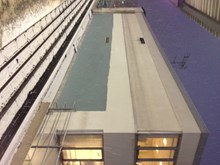 Klottersanerad vägg vid Farsta Centrums tunnelbanestation