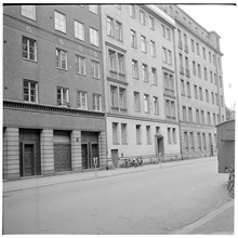 Nybrogatan, nr 89 i mitten