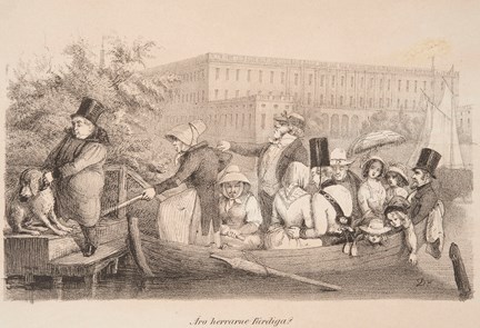 Två roddarmadammer i en båt fullastad med passagerare. På bryggan står en man i hatt som försöker få sin hund att gå i båten. I bakgrunden syns Stockholms slott. Under står texten "Äro herrarne färdiga?". 