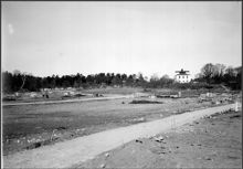 Ängby småstugeområde är under byggnad vid Ruriksvägen från Ängbyvägen mot norr och Stora Ängby gård