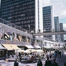 Folkliv på Sergelgatan på 1960-talet