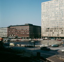 Vy från Malmskillnadsgatan mot EPA, femte Hötorgshuset och rondellen vid Sergels Torg